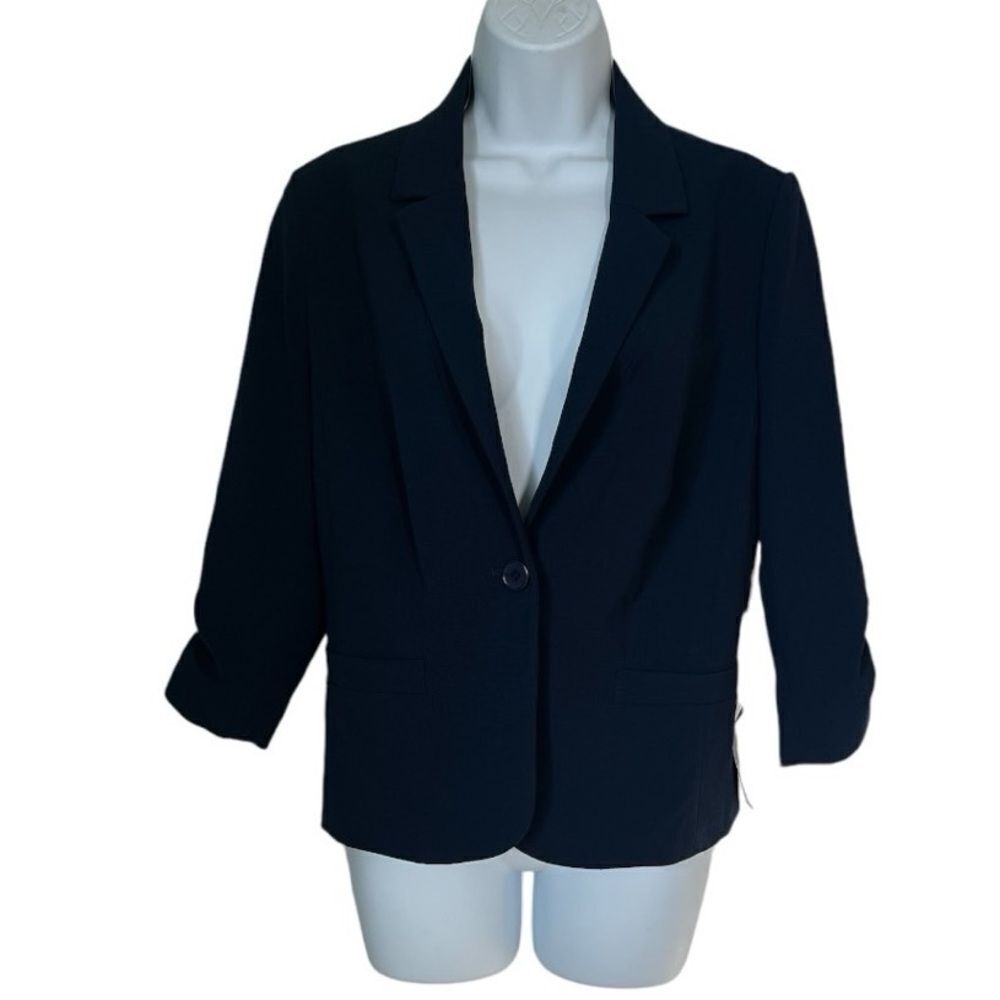 NWT Eliza J Women’s Navy Blue 3/4 Sleeve One button Fitted  Blazer Size Small